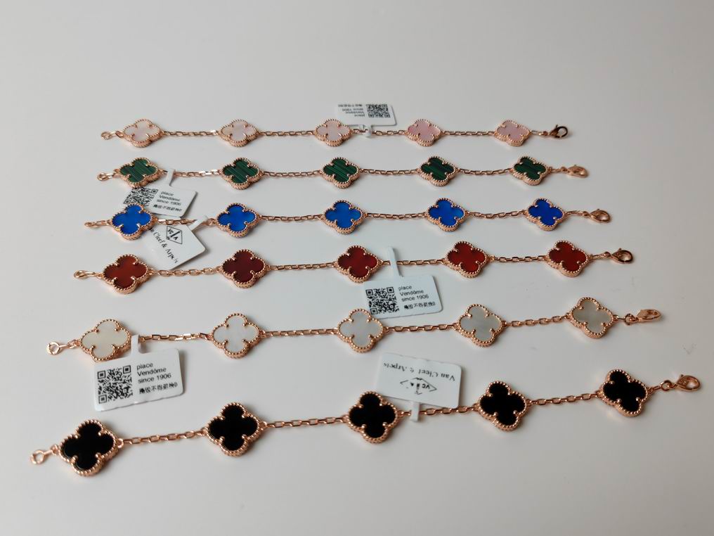 Van Cleef & Arpels bracelet lyh16